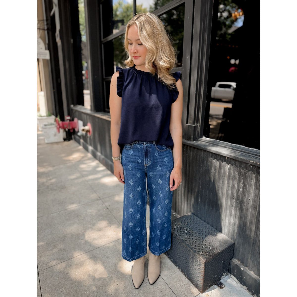 Audrey Jean | Tulip Crest - Joanna A. Boutique