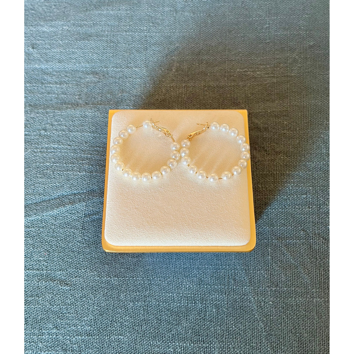 Stacked Pearl Hoops | Medium
