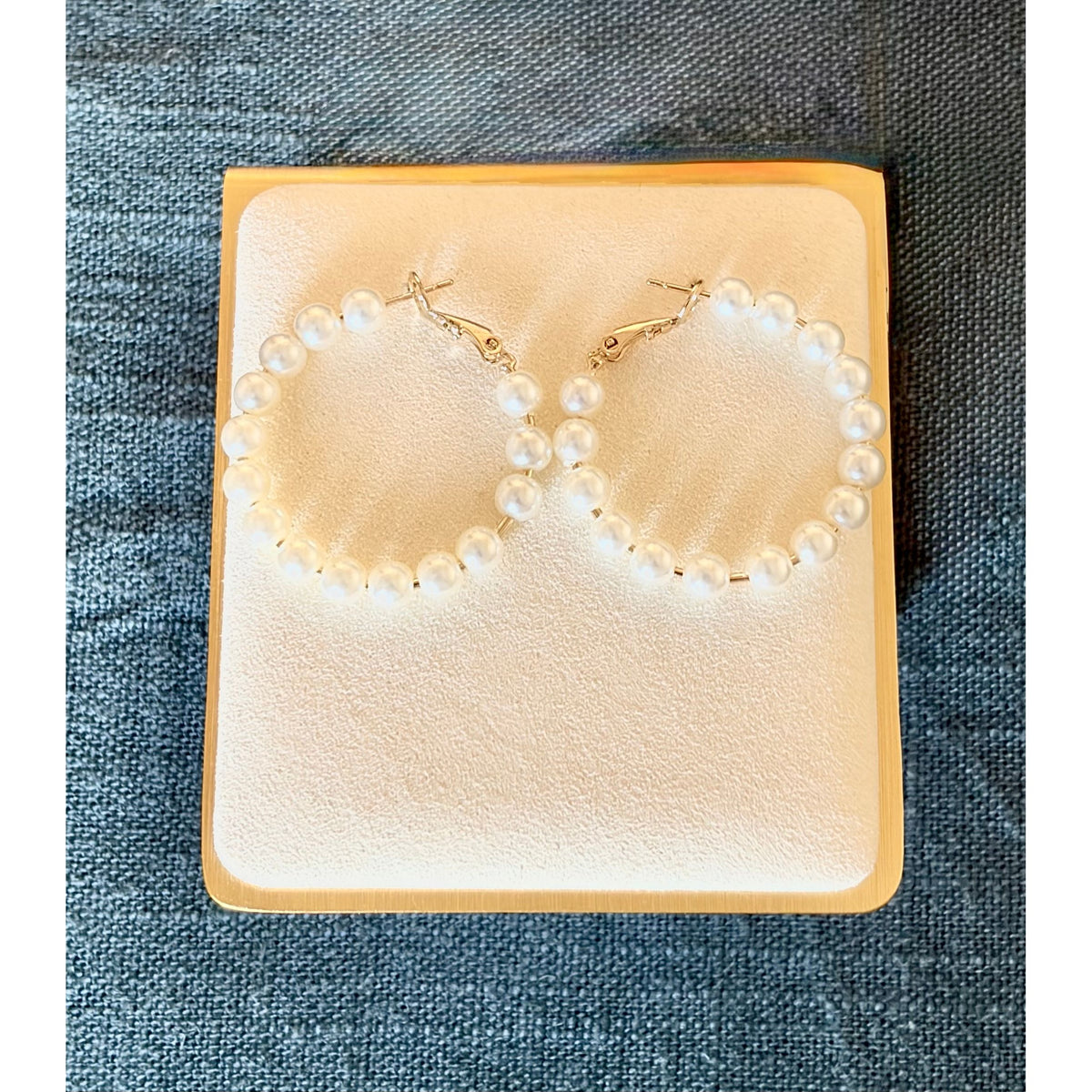 Stacked Pearl Hoops | Medium