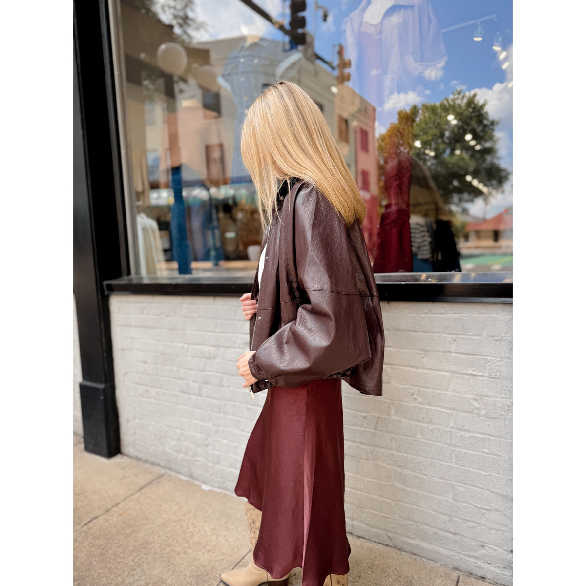 Victoria Oversized Bomber