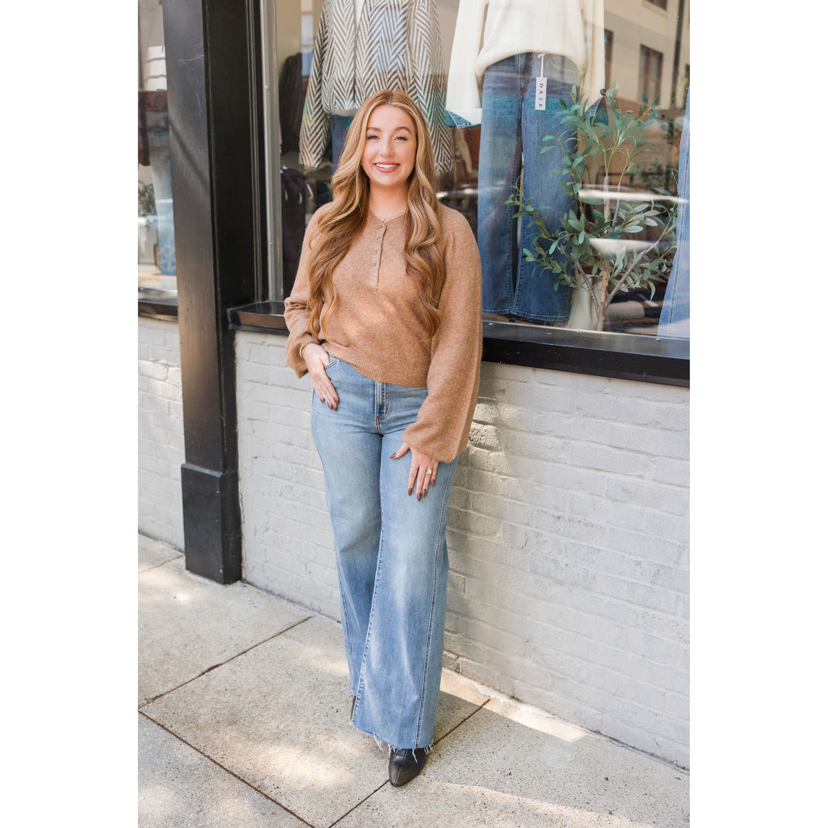 Westmont Henley Sweater | Golden Caramel