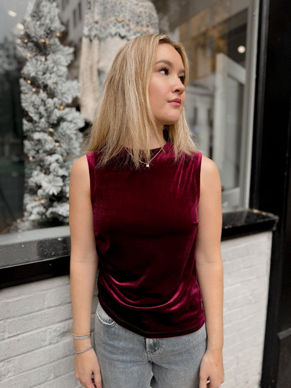 Jaia Top | Cherry Laquer