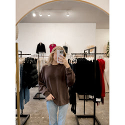 On The Slopes Sweatshirt | Chocolate