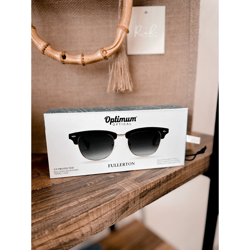 A classic take on sunnies, the Fullerton features a round lens with gold rim detail and extended retro frames - the perfect addition to any summer look!